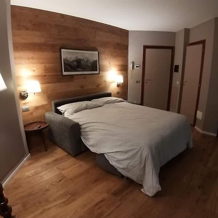 Raffinato Ed Accogliente Monolocale Di Montagna Apartment Breuil-Cervinia Ngoại thất bức ảnh